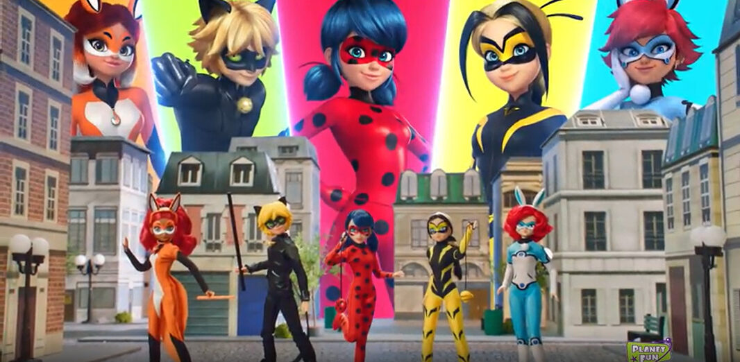 Miraculous Ladybug and Cat Noir Games, Play Pack Activity Book